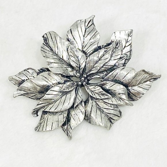 Seagull Pewter Poinsettia Brooch/Pin - Signed - Picture 2 of 4